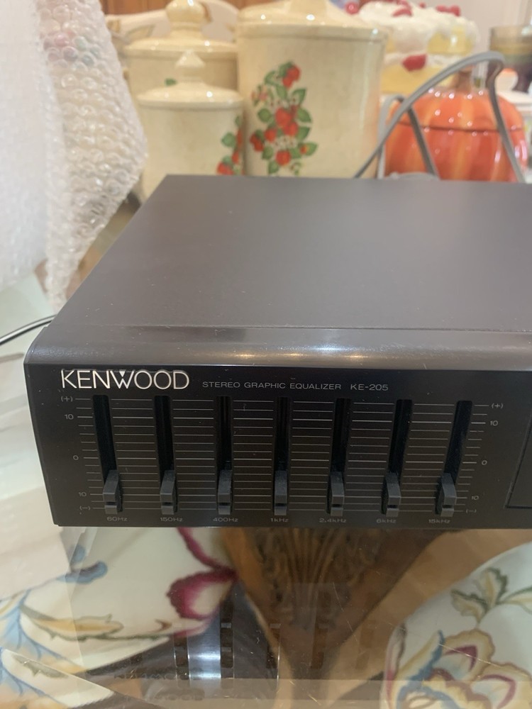Kenwood KE-205 7-Band Dual Stack Stereo Equalizer POWERS ON