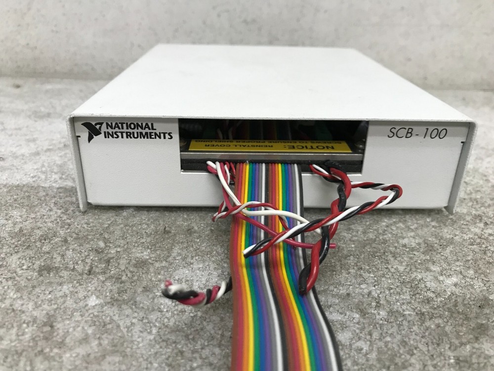 National Instruments SCB-100 / Shielded Connector Box
