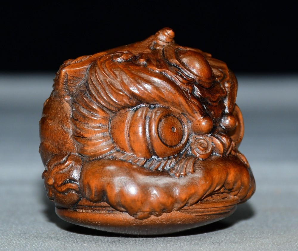 Exquisite Small Leaf Boxwood Handle