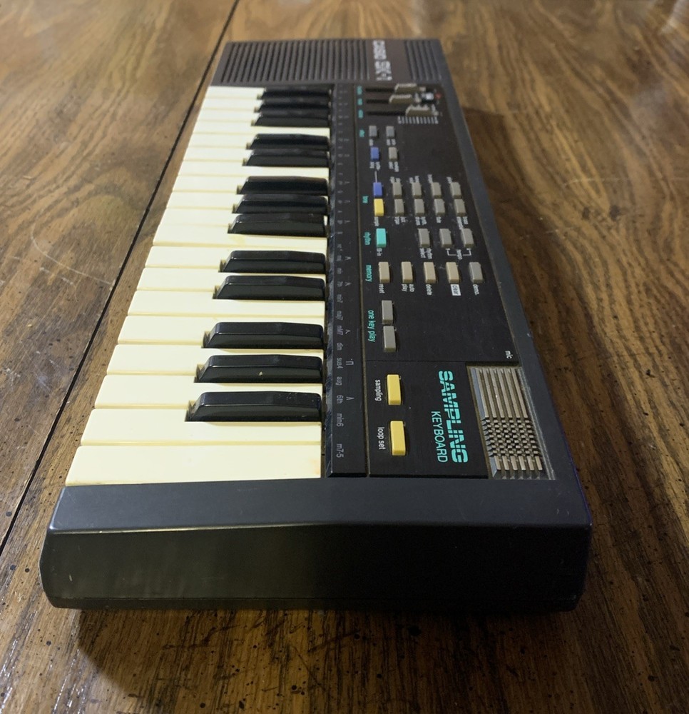 Casio SK-1 Portable 32 Key Sampling Keyboard