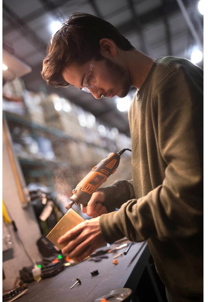 Rotary Tool Steady-Grip 190-Piece Accessory Kit Carrying Case Variable Speed