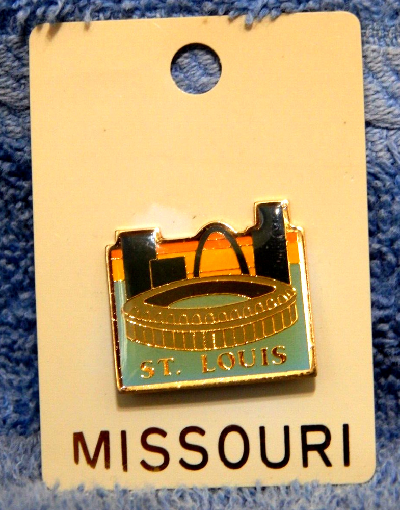 Vintage St Louis Missouri Pin