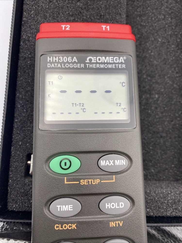 Omega Working HH306/306A Data Logger Thermometer In Box