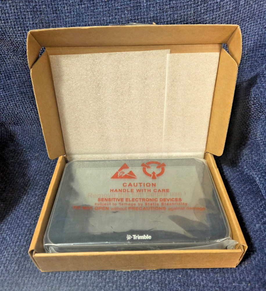 Trimble Carcube LCD Touchscreen Display C200 251 with Screen Protector DOM 2023