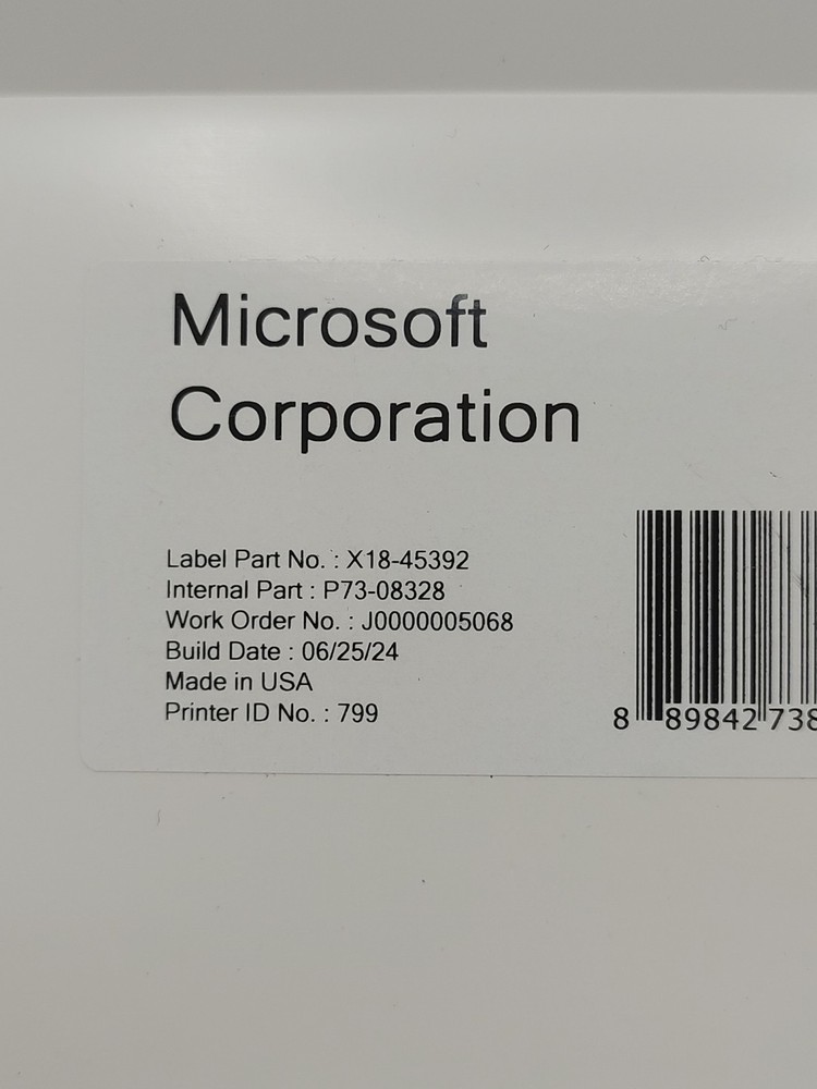 Microsoft Windows server 2022 datacenter 64Bit 16 Core License Key DVD