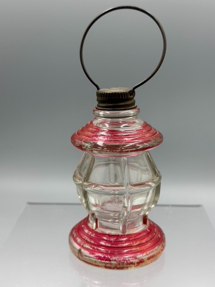 1940s LANTERN Figural VICTORY GLASS Co CANDY CONTAINER A&E 403 Vintage
