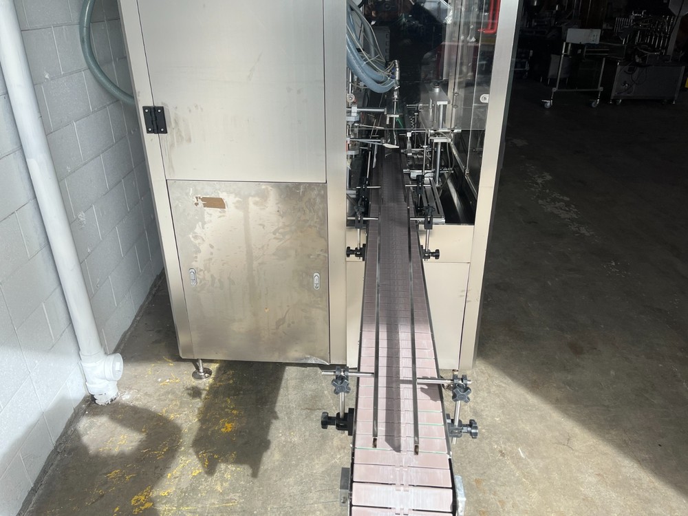 6-Head Bottle Filler