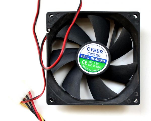 Fan, brushless case dc12v---2.3w, 92x92x25mm