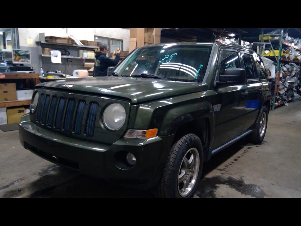 SRS Control Module Fits 07 PATRIOT 04672611AB