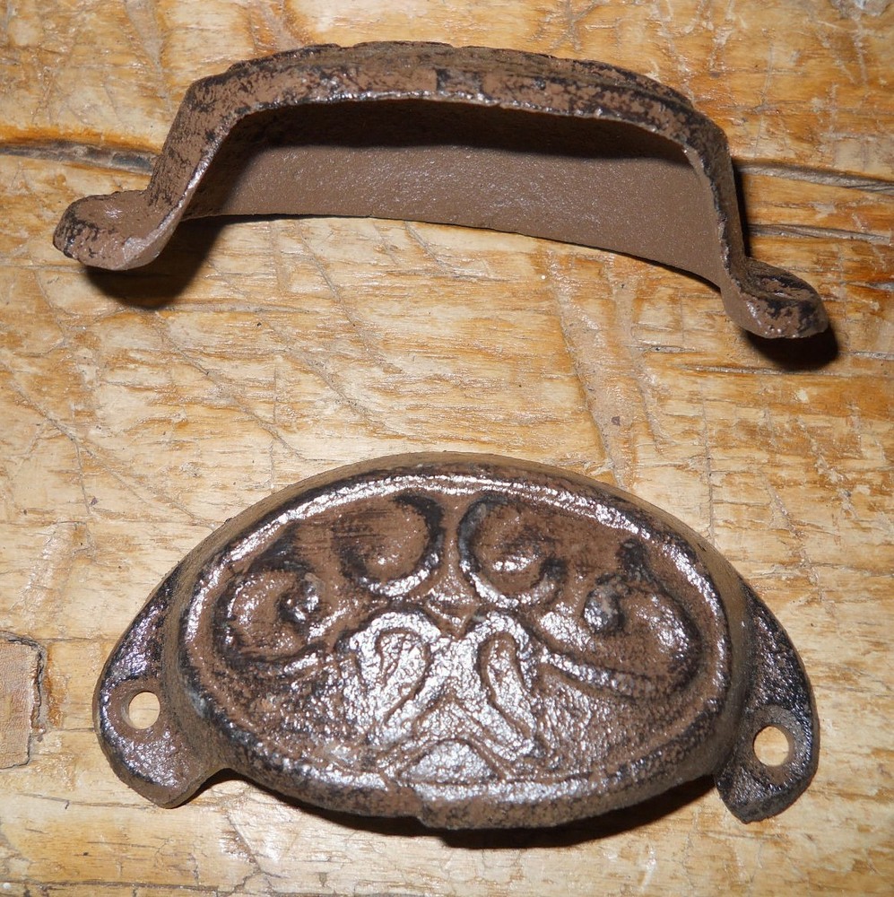 15 Cast Iron Antique Victorian Style OVAL Drawer Pull, Barn Handle, Door Handles
