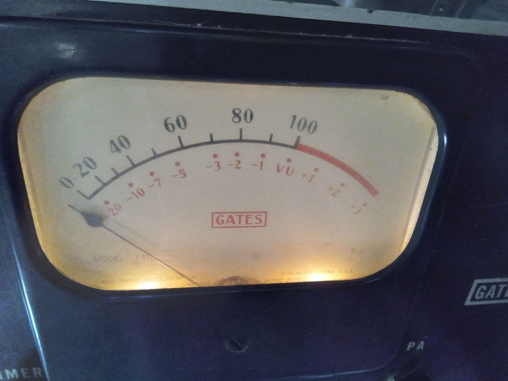 Gates MO-3777B portable mic pre mixer.