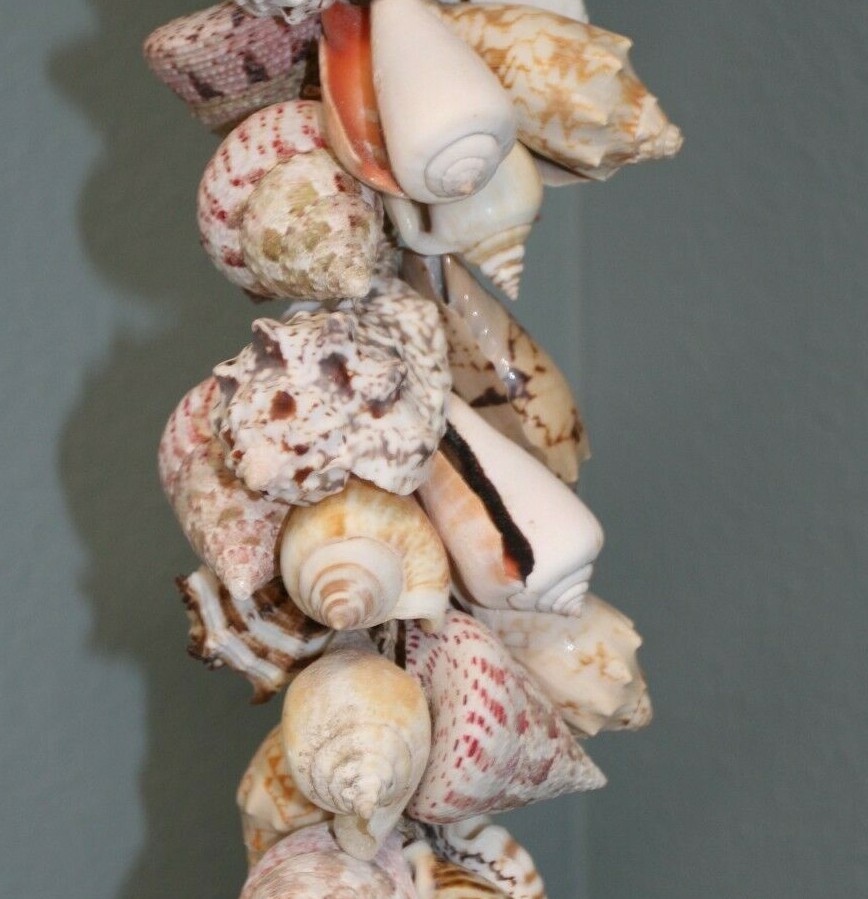 SHELL MOBILE, Beach Home Deck Decor, Hanging Shell Decor, Bath Decor, G-04