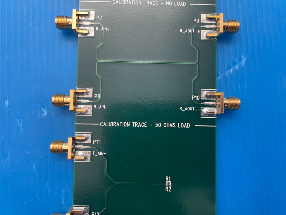 MAXIM MAX4889B Evaluation Board