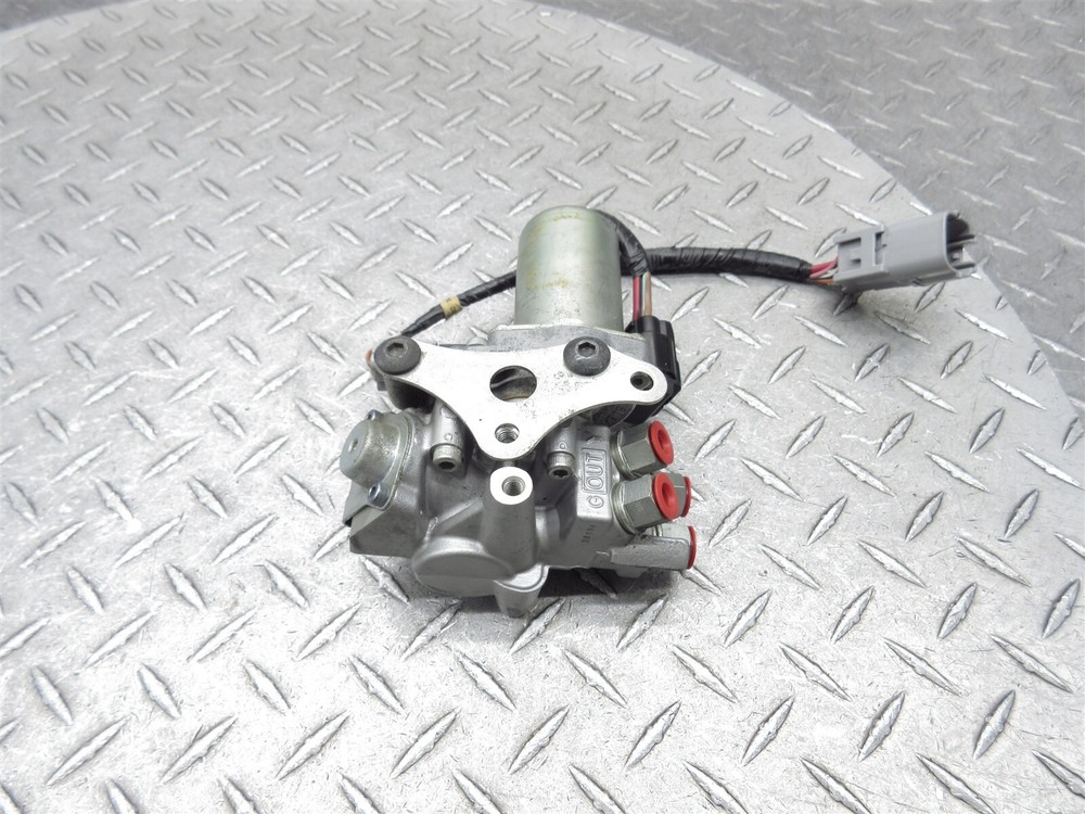 2012 09-17 Honda ST1300A ST1300 Rear ABS Pump Brake Module Control Unit