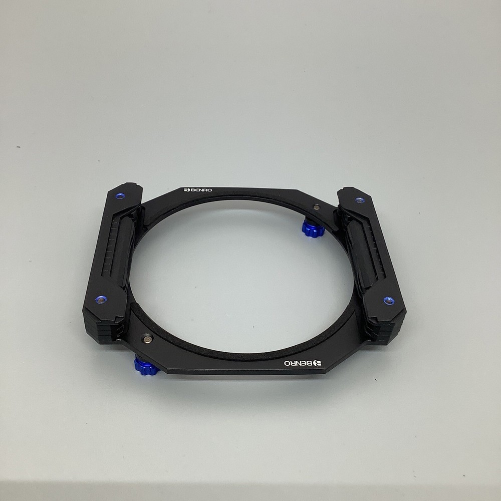 Benro Master 100mm Filter Holder Set for 72mm threaded lenses