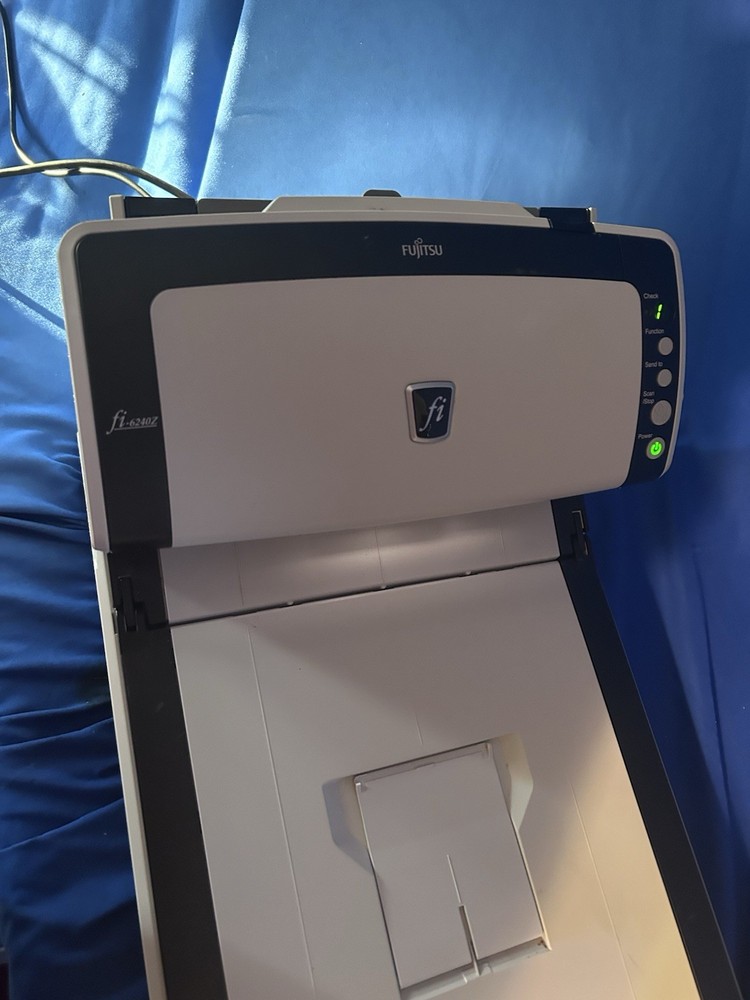 Fujitsu fi-6240Z Flatbed High Speed 600 DPI Document Scanner USB