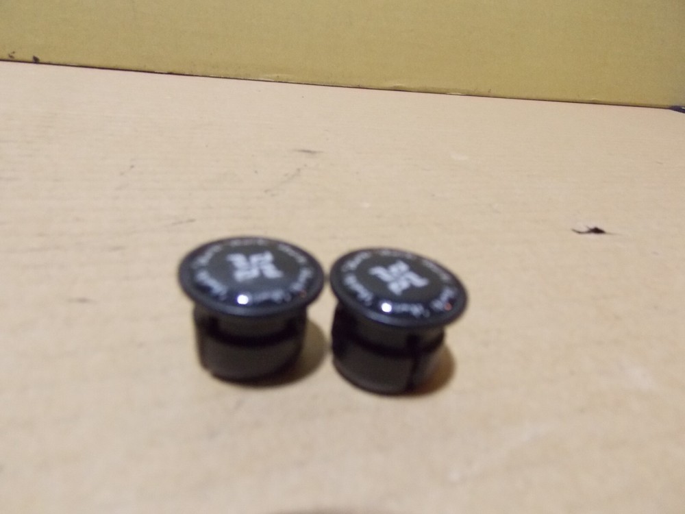 Skwiki Bar End Plugs