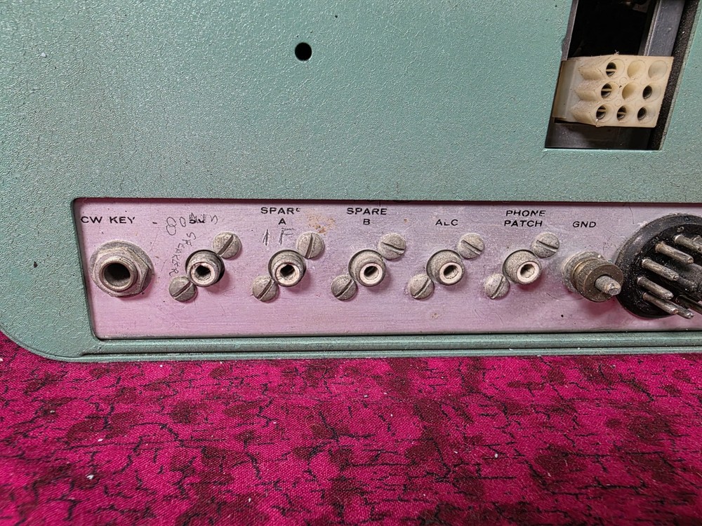 💥Powers On💥Heathkit SB-101 Vintage Ham Radio Transceiver