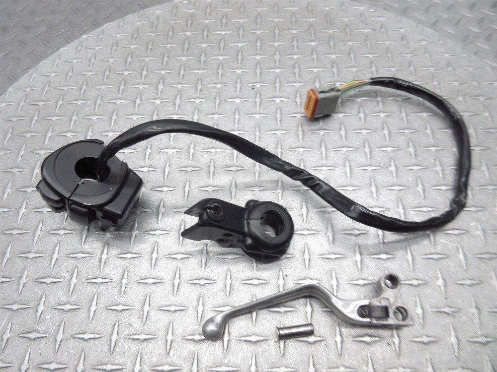 2005 Harley Electra Glide Standard FLHTI Left Switch Clutch Control Lever Perch