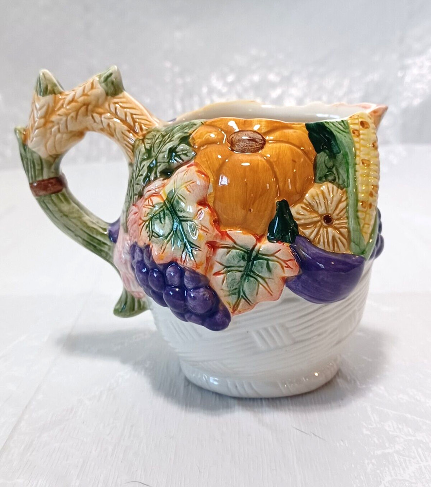 Long Rich Harvest Vegetable Creamer & Sugar Ceramic Set