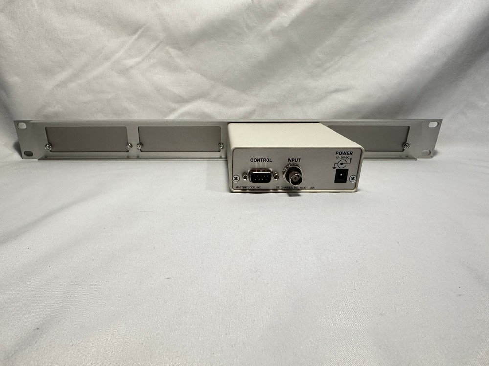 Masterclock TCD-200 Time Code Driven Clock w/Rack Mount