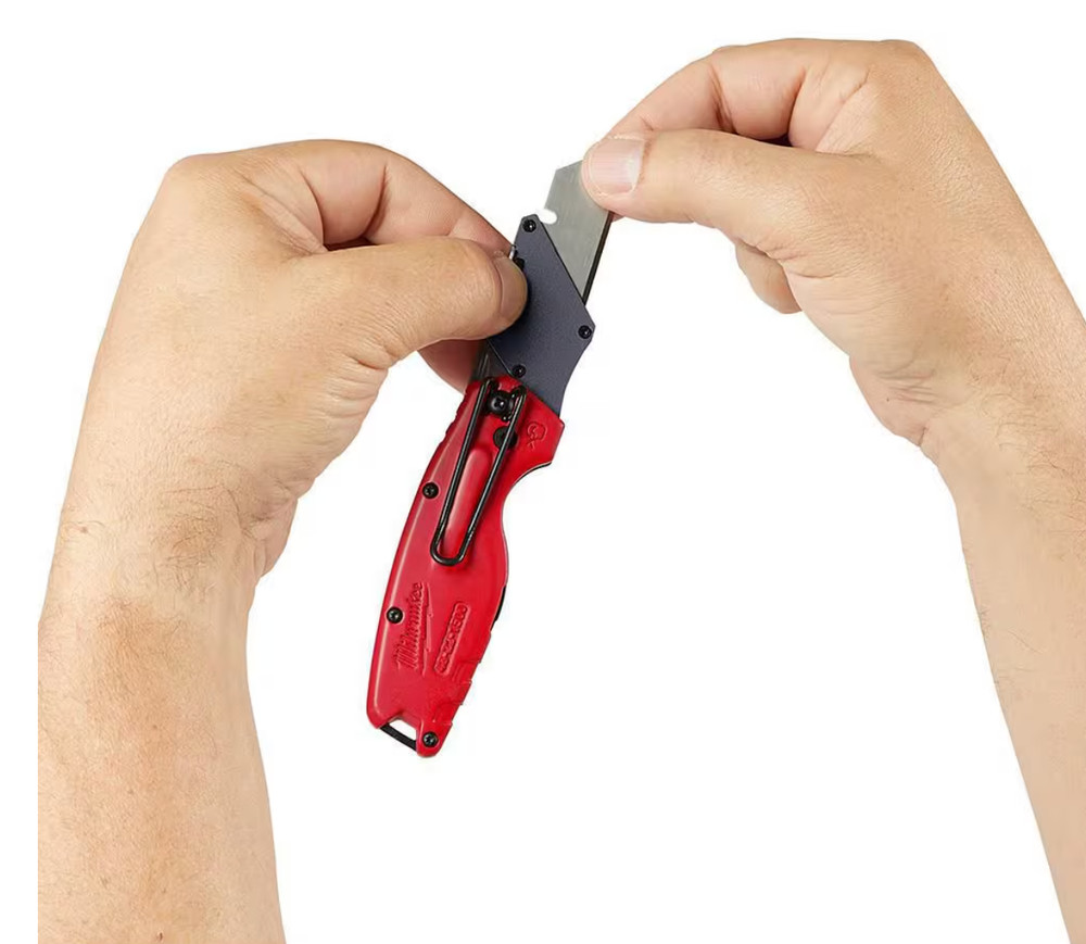 Milwaukee FASTBACK Compact Folding Utility Knife with General Purpose Blade