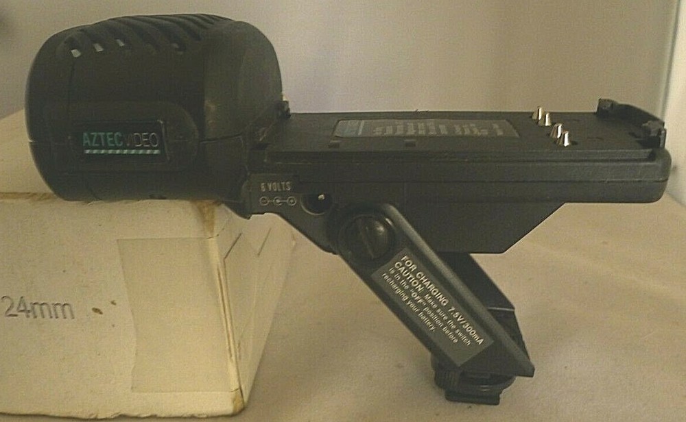 AZTEC VIDEO Camcorder Light +Hot Shoe Extender Vintage - TESTED
