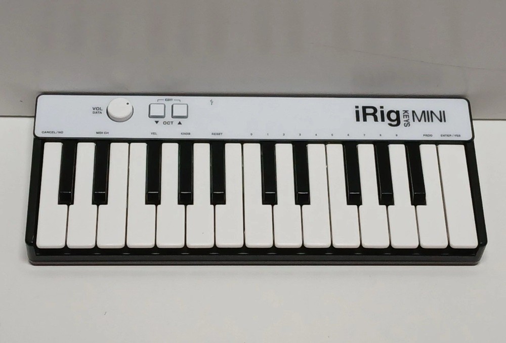 iRig Keys Mini 25 Key Keyboard Controller Piano IK Multimedia