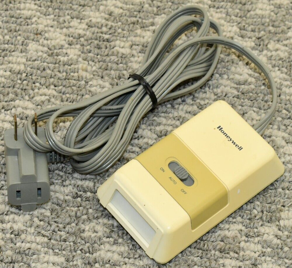 Honeywell Motion Activated Control - Model CL850D-1002, Light Lamp Control