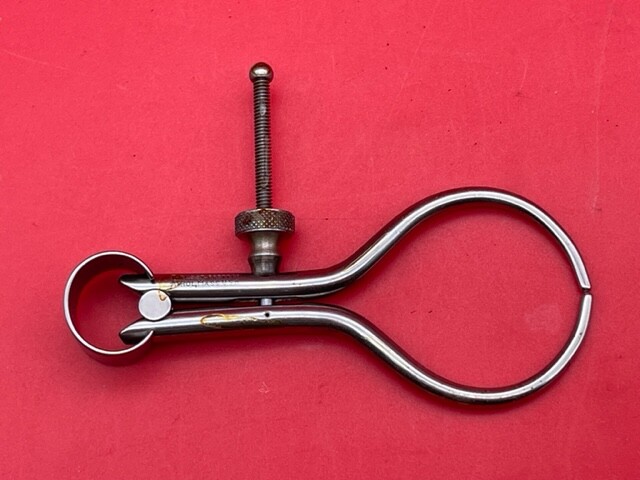 Starrett 275-3 Toolmakers' Spring-Type Outside Caliper, 3" Solid Nut In Stock