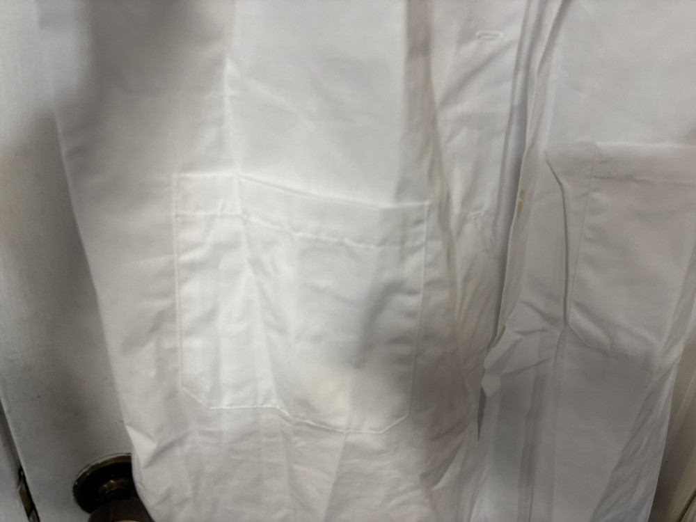 Dilly Uniforms by Encompass White 65/35 Cotton/Polyester Blend Lab Coat Size 46