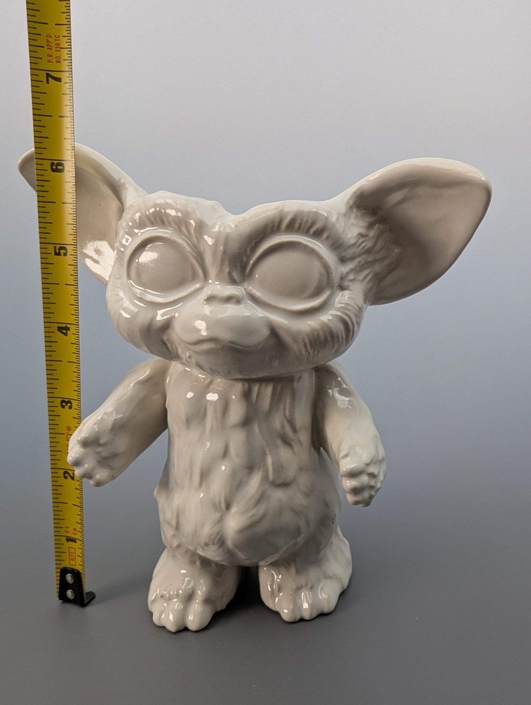 Gizmo Planter - White Gloss