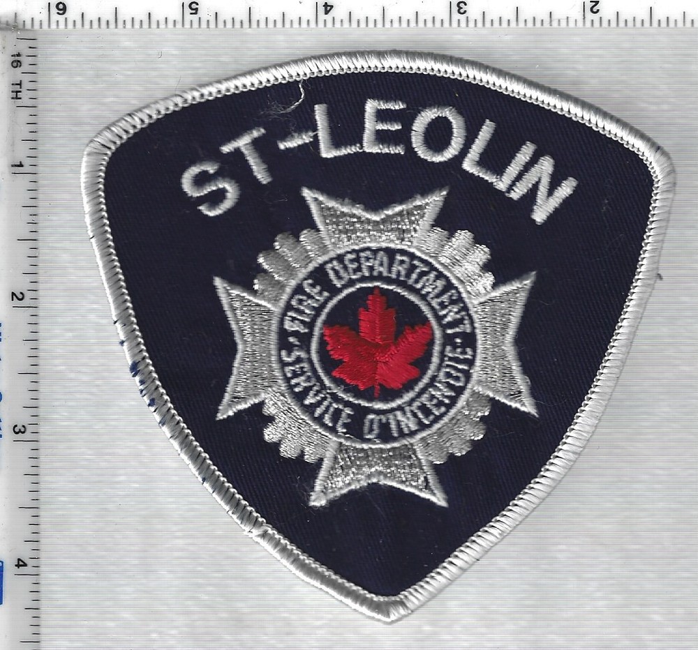 St-Leolin Fire Department Service D'Incendie (Quebec, Canada) Shoulder Patch