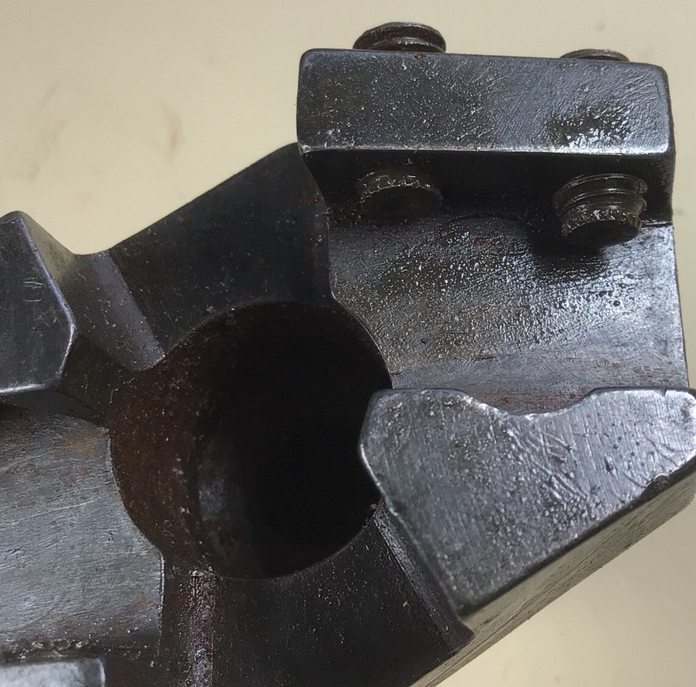 One BROWN & SHARPE TOOL HOLDERS 5/8" SHAANKS #60-100, nice shape