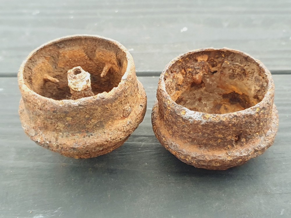 2 pieces Original German Item M-24 WW2