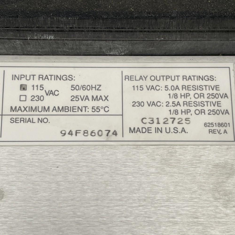 Omega Engineering CT7100 Chart Recorder Used