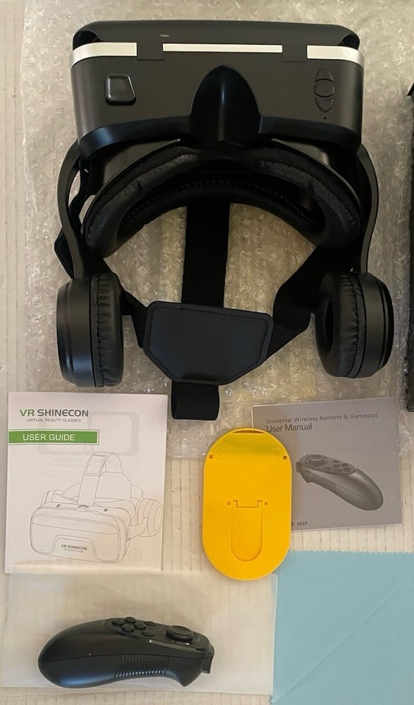 Virtual Reality Glasses Headset with Remote Control