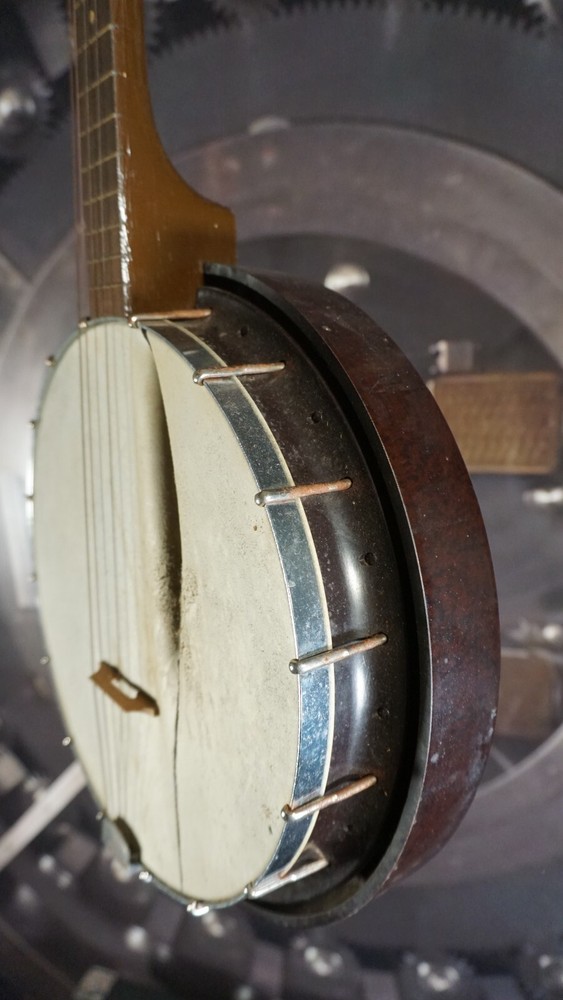 Barclay Tenor Banjo Project w/ Chipboard Case