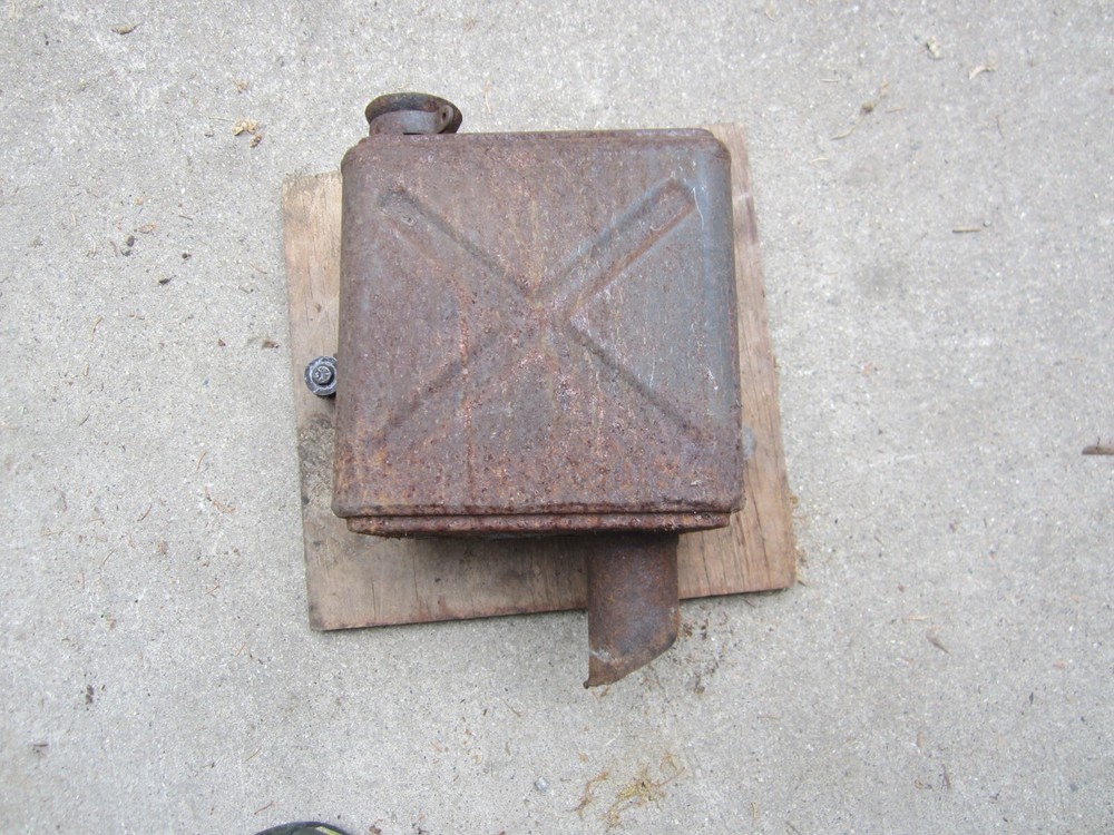 1994 ARCTIC CAT WILDCAT 700 EFI RESONATOR  0712-048