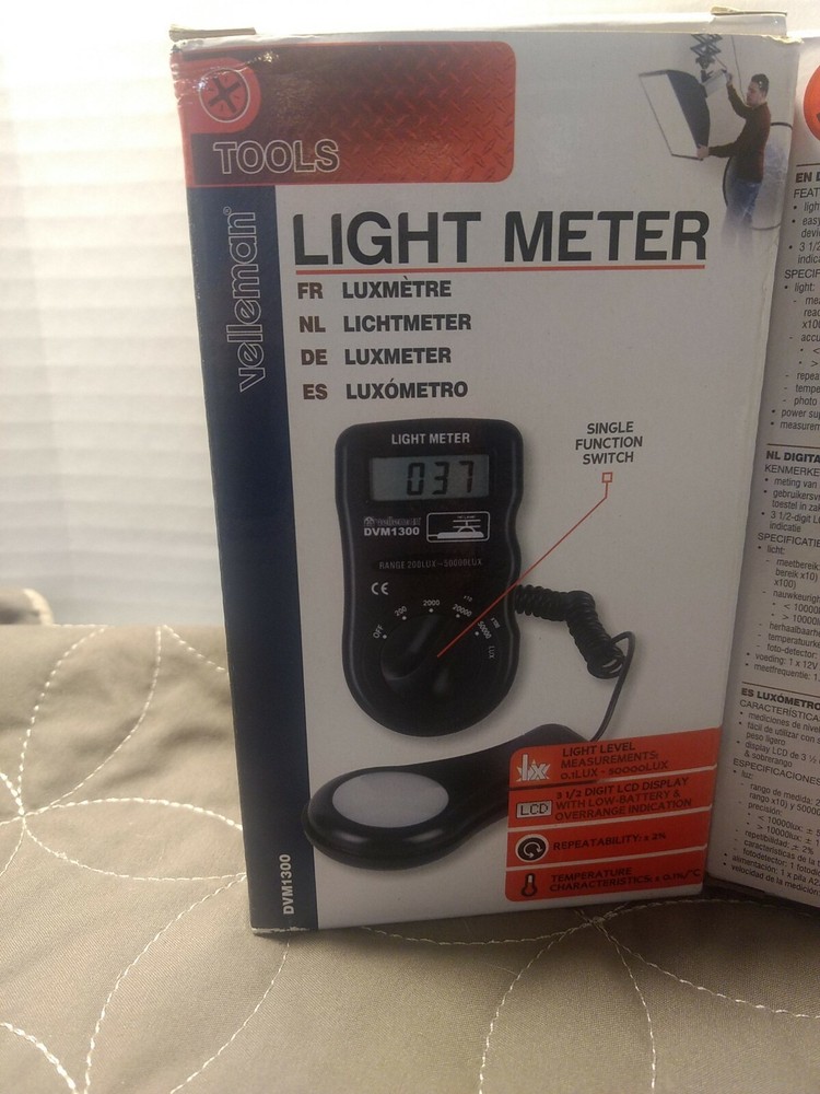 Velleman DVM1300 DIGITAL LIGHT METER