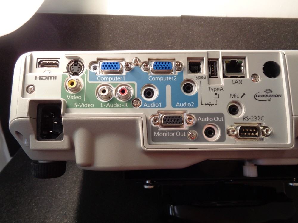 Epson Power Lite 1835 LCD Projector Model H389A W/Chief Ceiling Mount