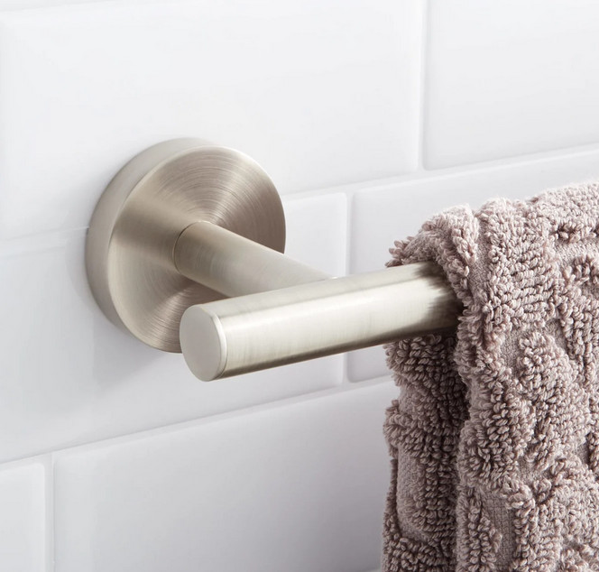 24" EXIRA TOWEL BAR-CHROME