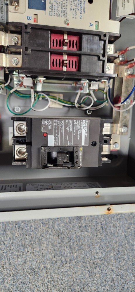 Cummins Onan RSS100-6868 100A 240VAC 1PH 2P Automatic Transfer Switch