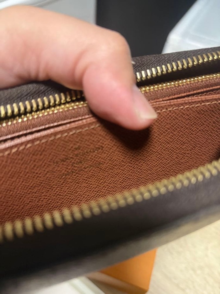 LOUIS VUITTON Long Wallet Zippy Wallet Round Zipper