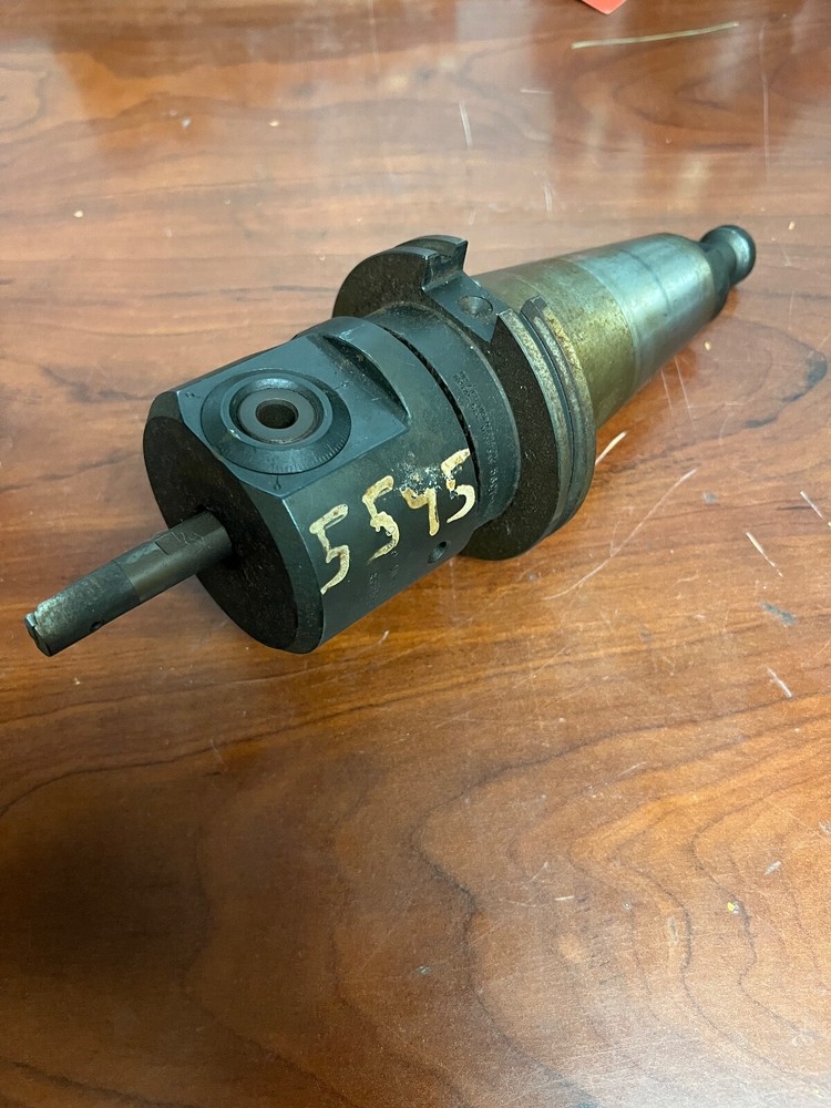 DEVLIEG GAH-07 050 ADJUSTABLE BORING HEAD W/ DEVIEG CAT 50 COMES WITH BORING BAR