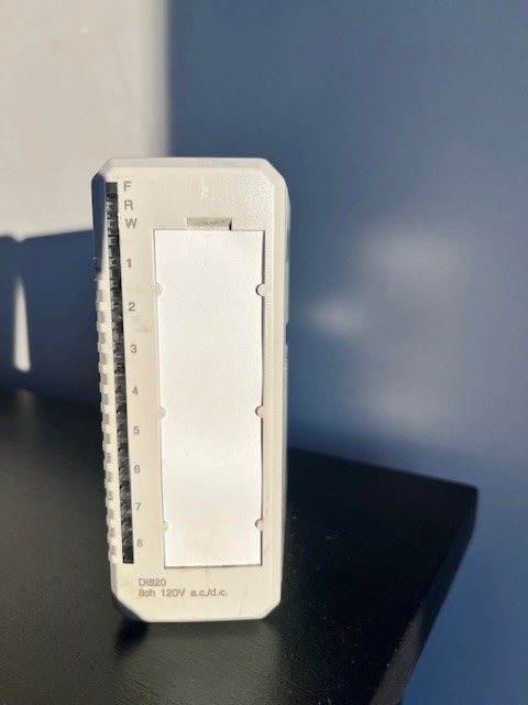 ABB DI820 Digital Input Module 8 Channel 3BSE008512R1 120V DCS Module