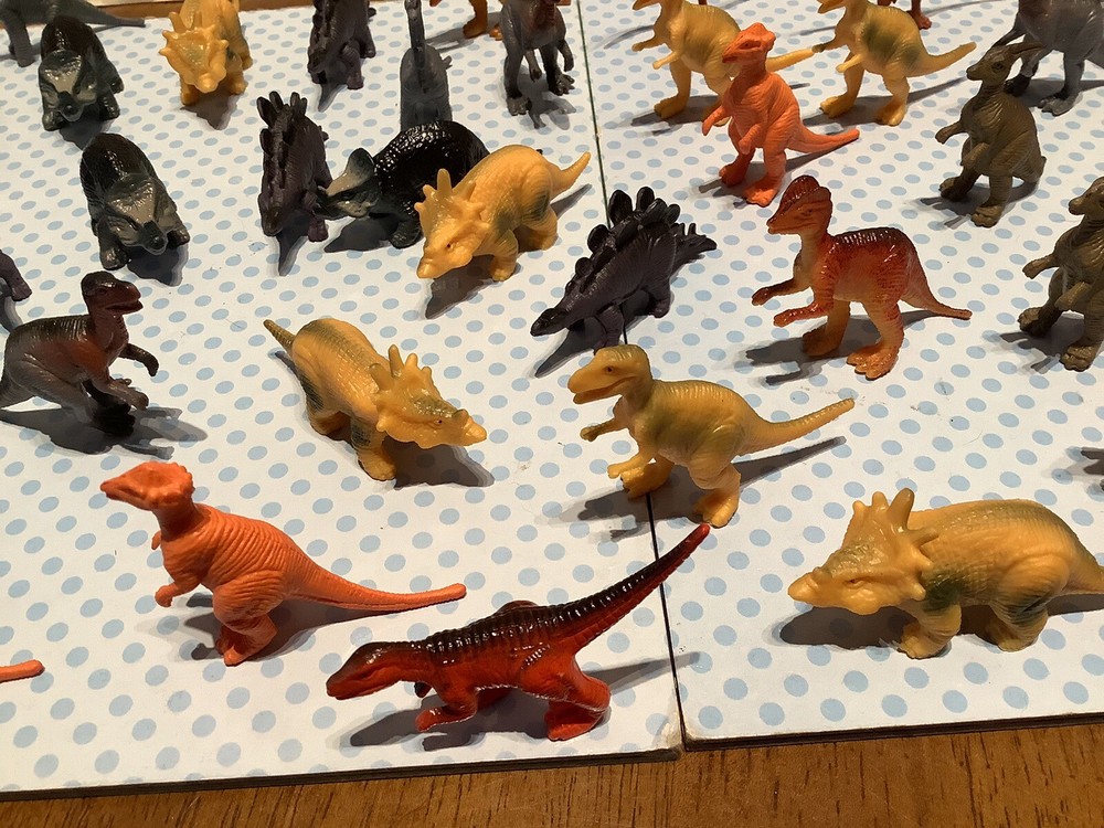 55 Pcs Unique Realistic Dinosaur Figures (mini) lot