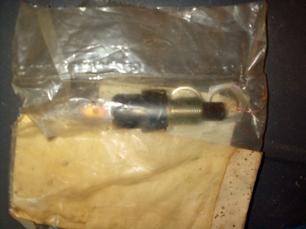 New Genuine OEM Windshield Wiper Switch for Mack 1MR1368