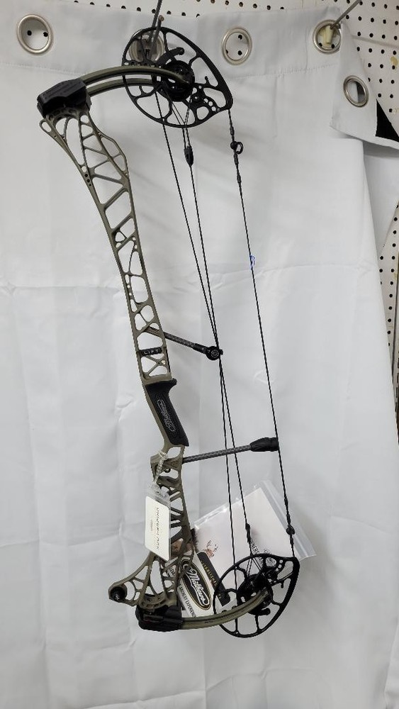 MATHEWS LIFT 33 ....70/28.5