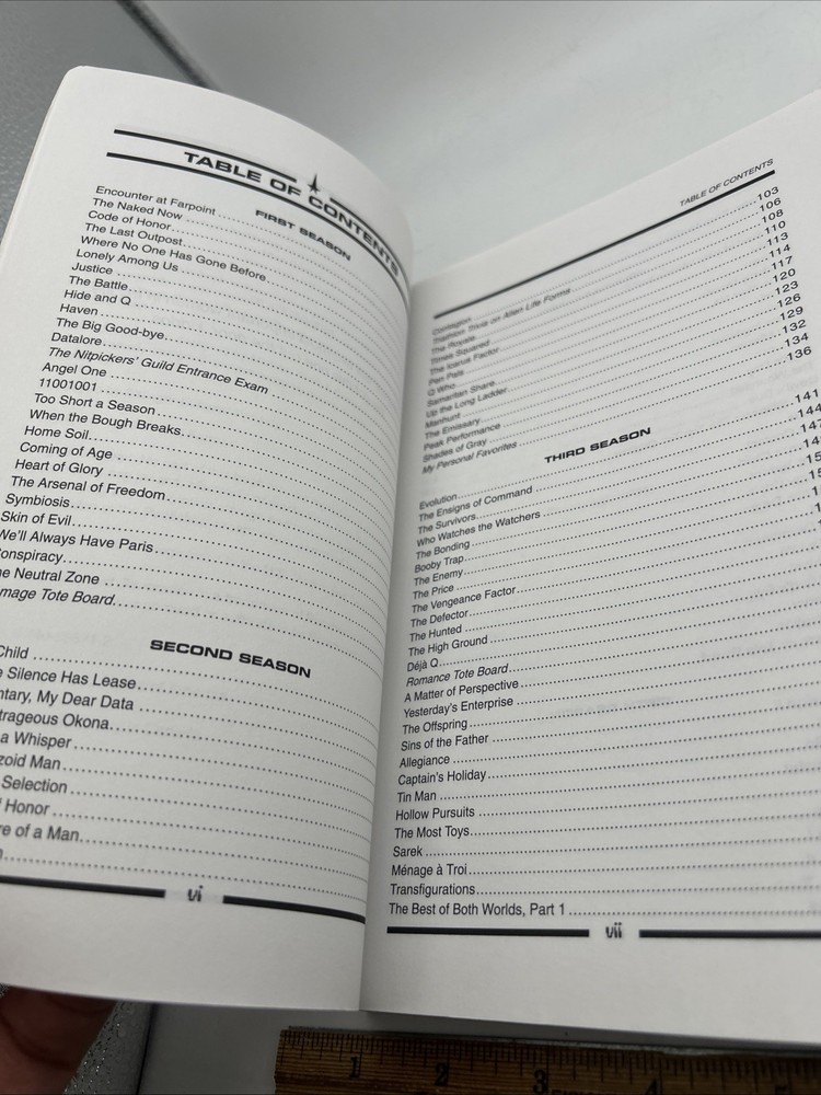 The Nitpicker's Guide for Next Generation Trekkers Paperback 1993